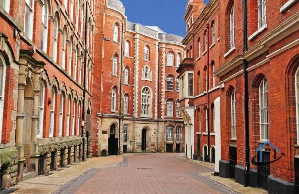 Flat 1 - King Bed, Parking, Workspace, Wi-Fi, Corporates Nottingham Exteriör bild
