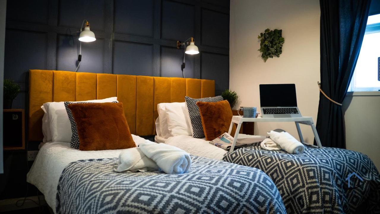 Flat 1 - King Bed, Parking, Workspace, Wi-Fi, Corporates Nottingham Exteriör bild
